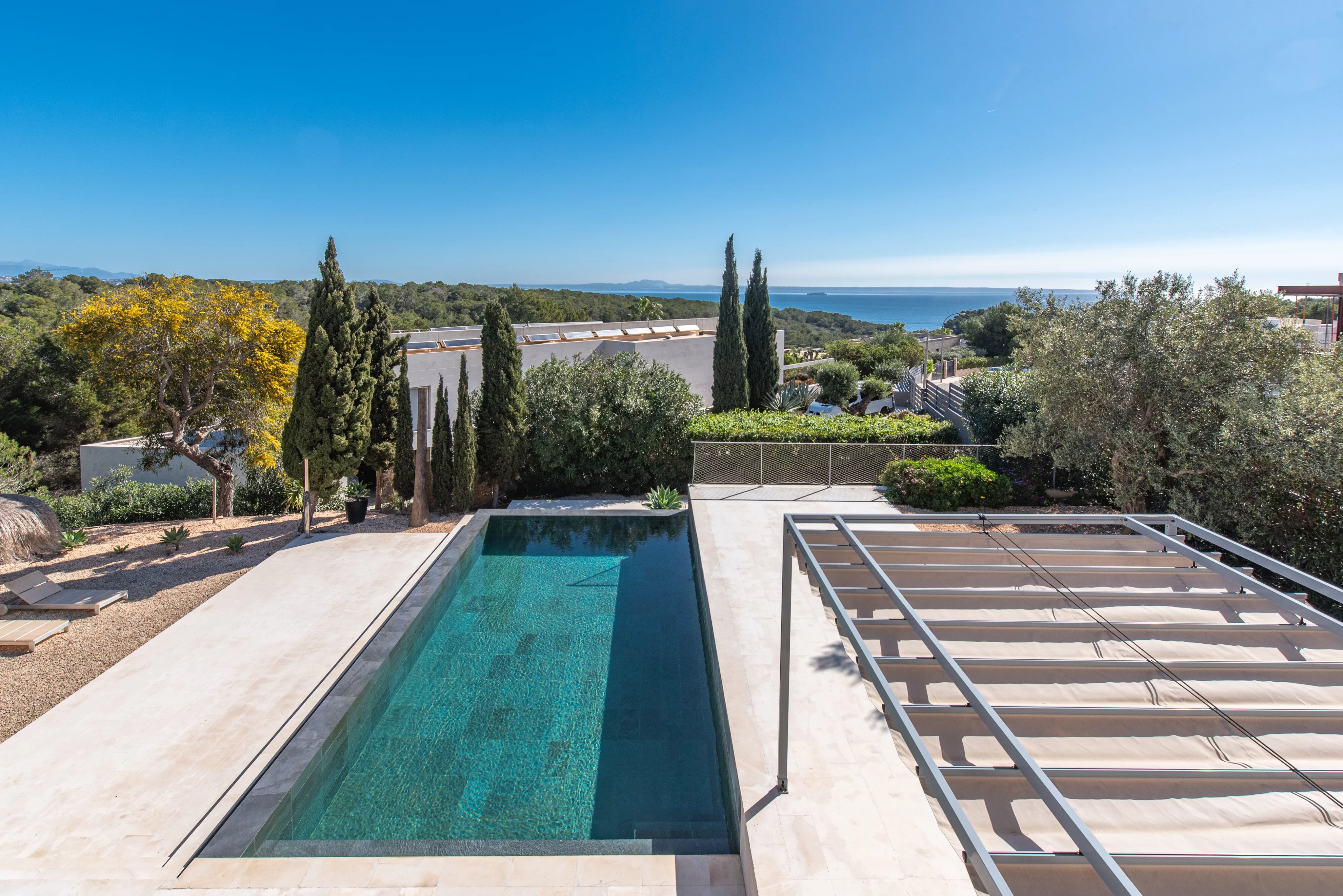 Villa with Privacy, Design and the Sea at your feet