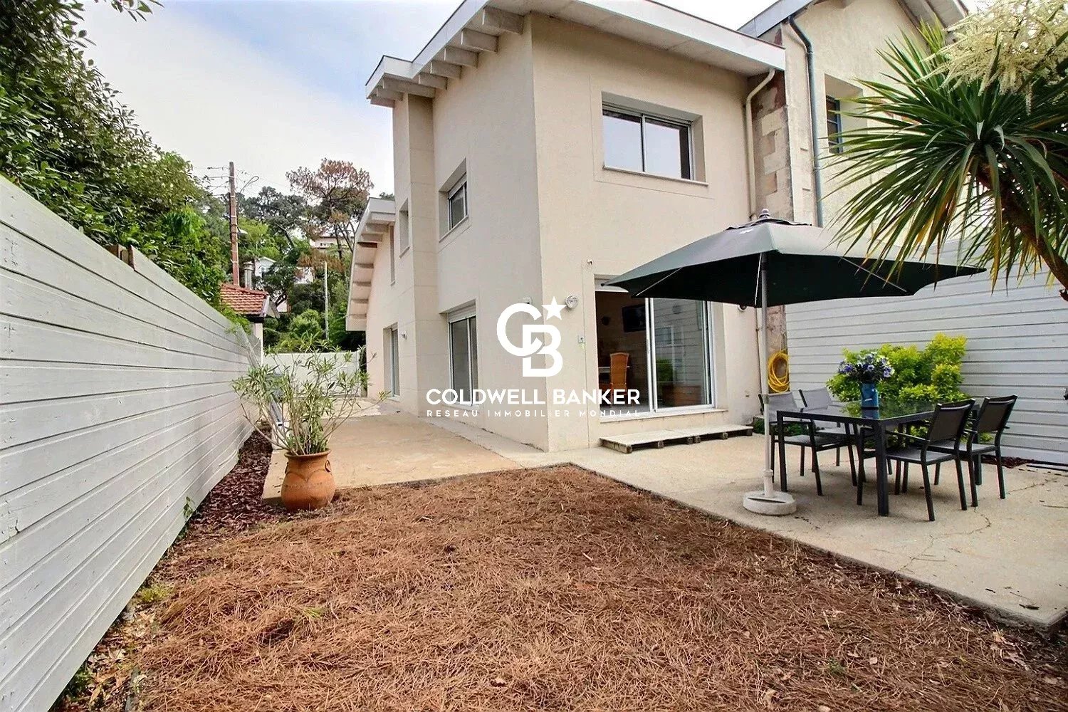 Agence immobilière de Silver Coast Int. Realty