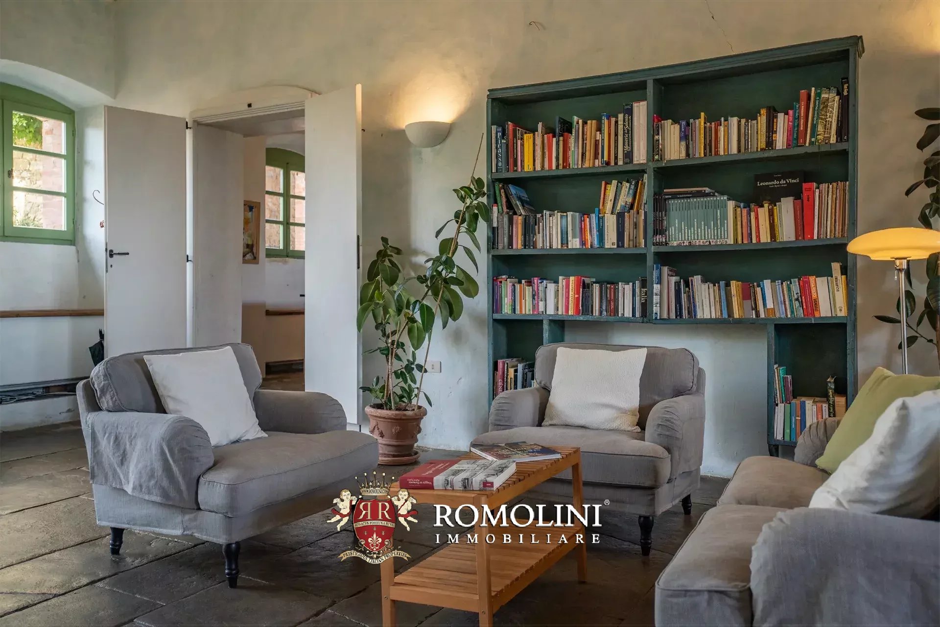 10 Bedroom Villa/Townhouse's Image 53