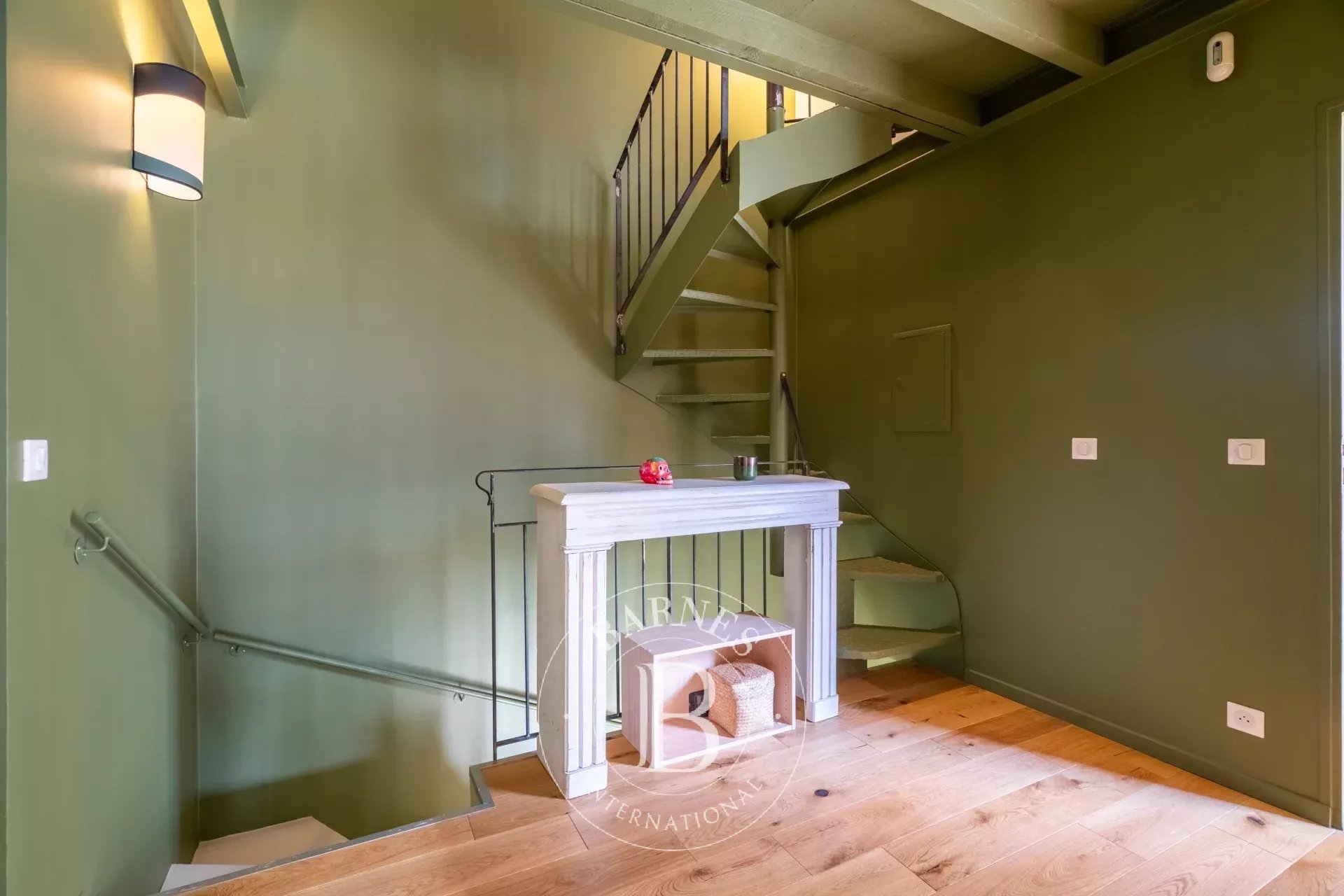 Ev Cassis - picture 9