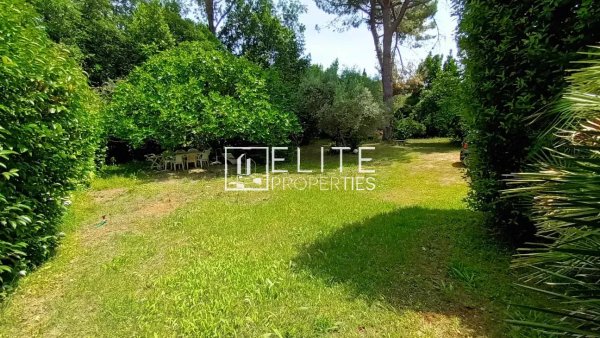 Mougins - Charming Single Storey House to Renovate — photo 3