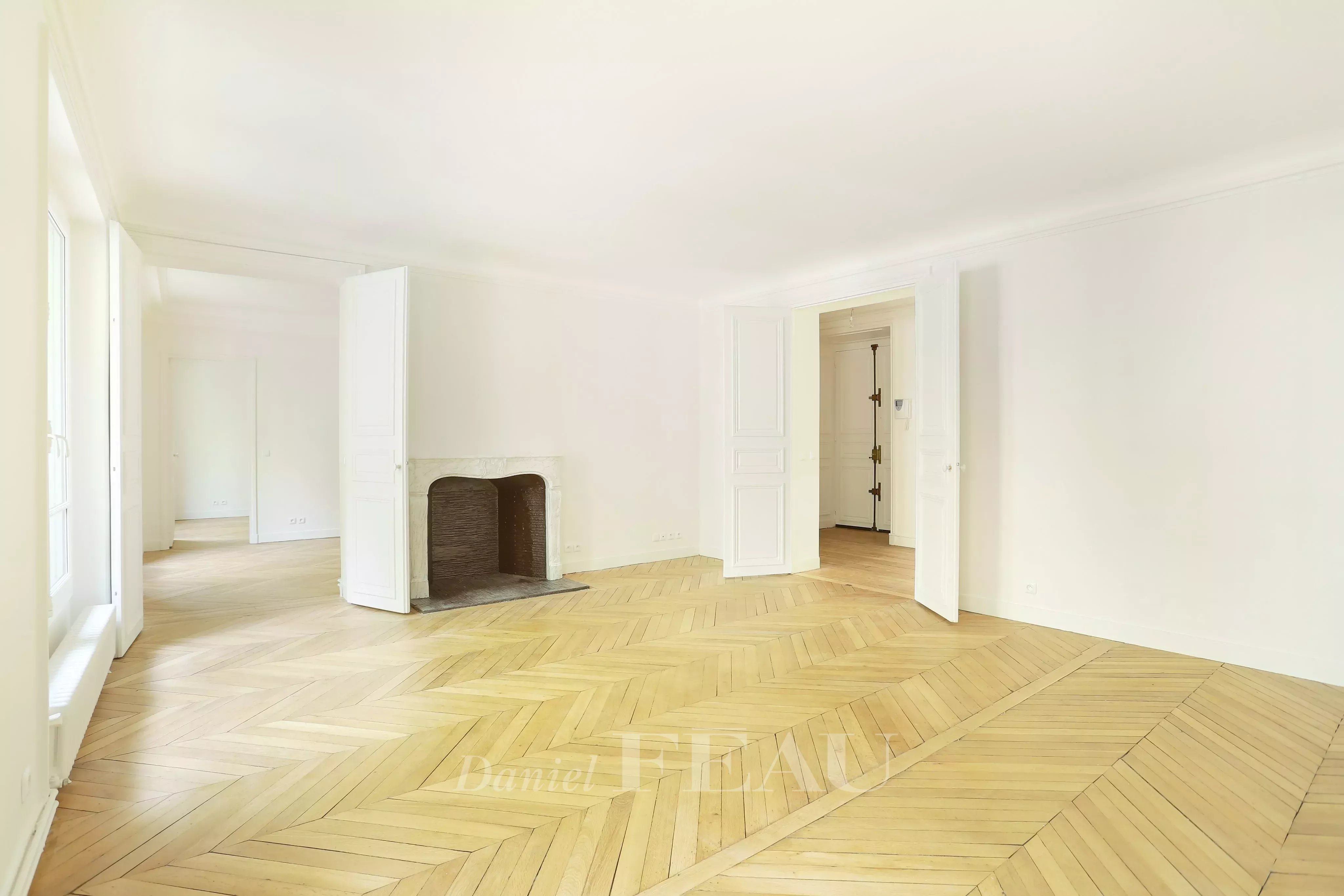 Location Appartement Paris 7ème