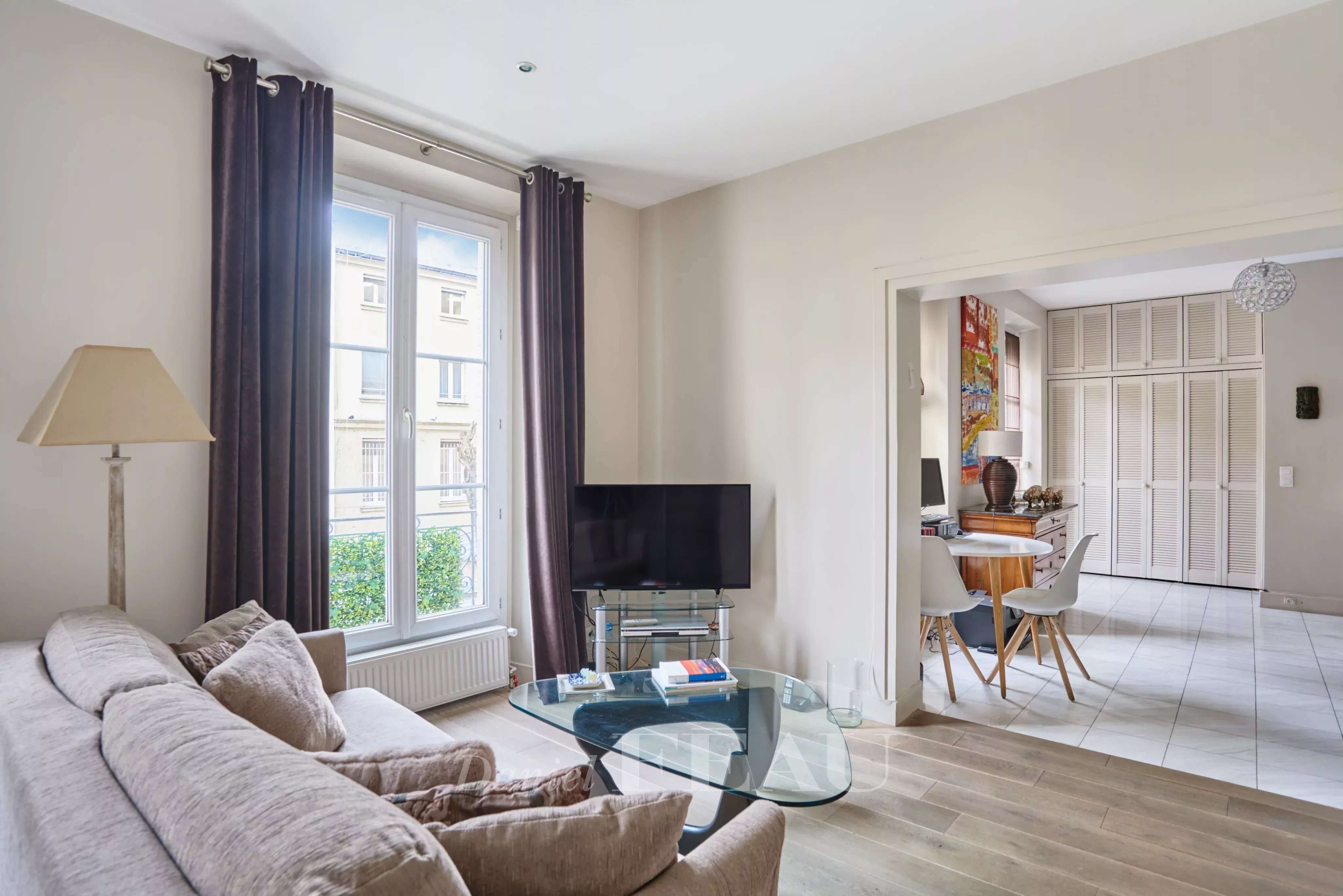 Sale Apartment Paris 17th