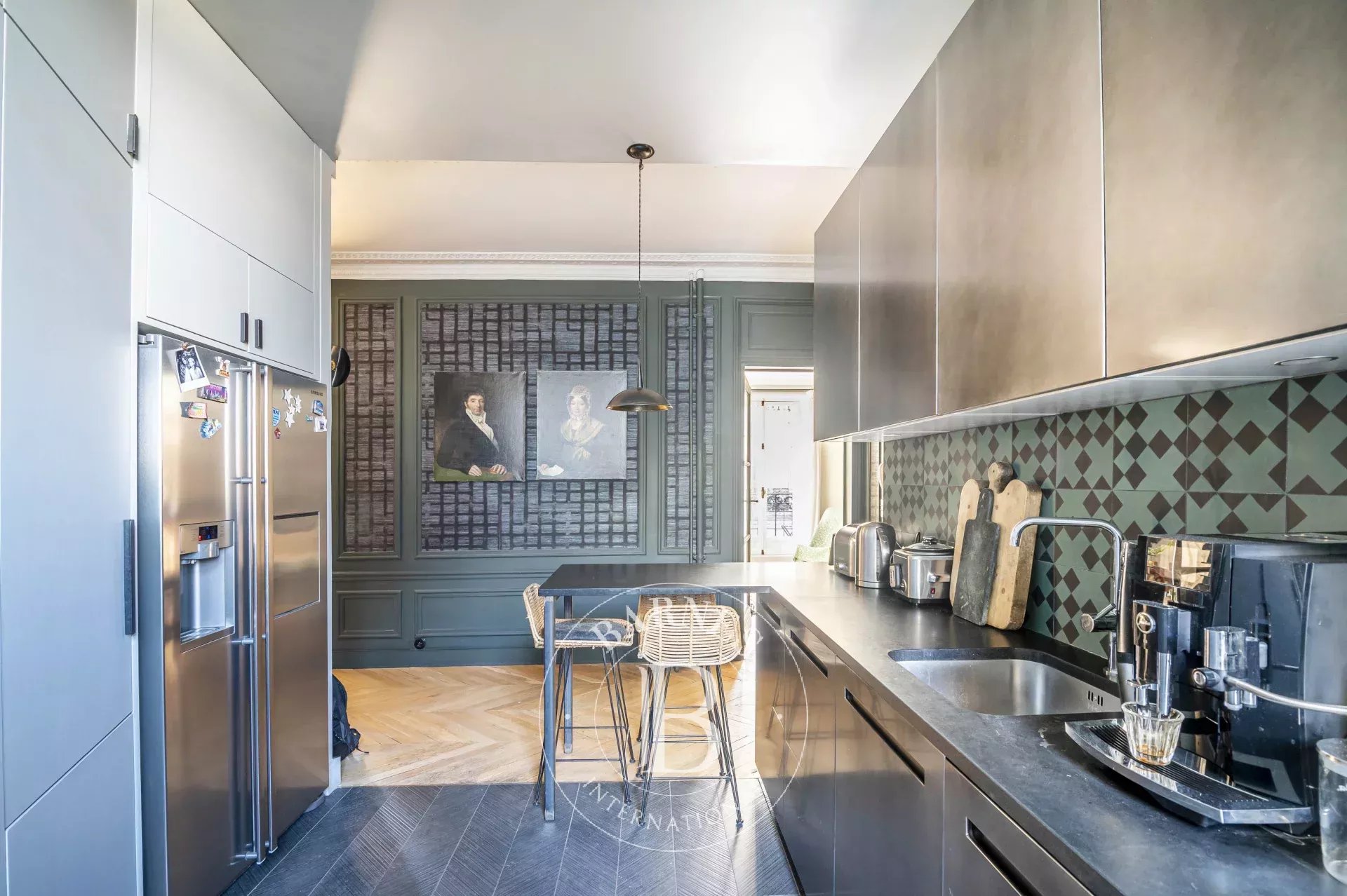 Neuilly - Roule - Pasteur - Old-build 3-bedroom apartment - Large studio - Maid's room - picture 15
