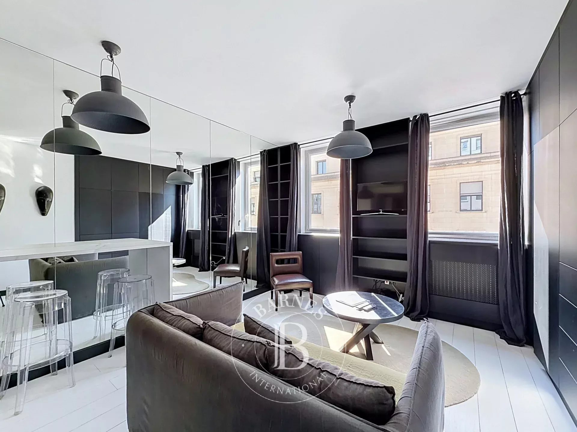 Appartement Paris 75001  -  ref 87222255 (picture 2)