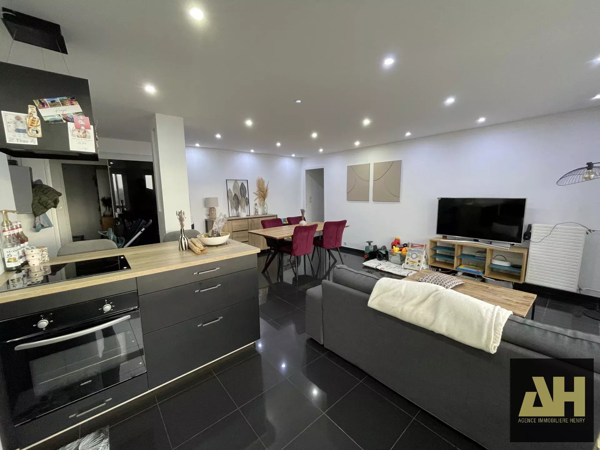 EXCLUSIVITE - BREST BELLEVUE PROX PENFELD - APPARTEMENT T4 DE 77 M² - BALCON FERME - VUE DEGAGEE