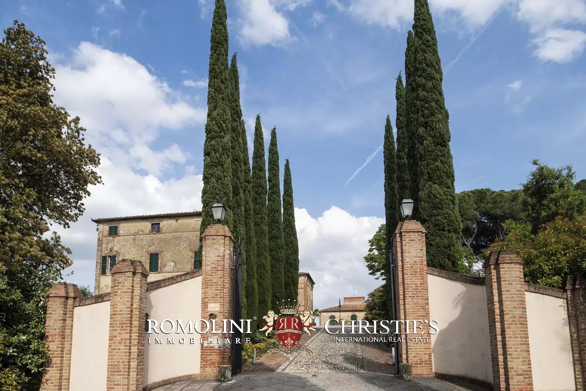 20 Bedroom Vineyard's Image 6