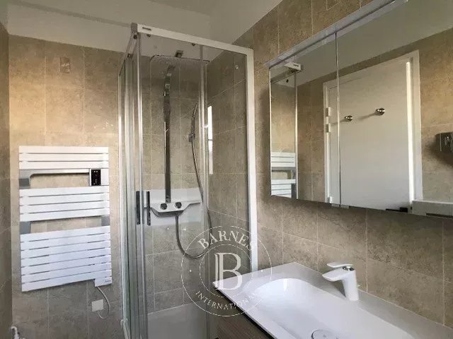 Daire Paris 8ème - picture 8