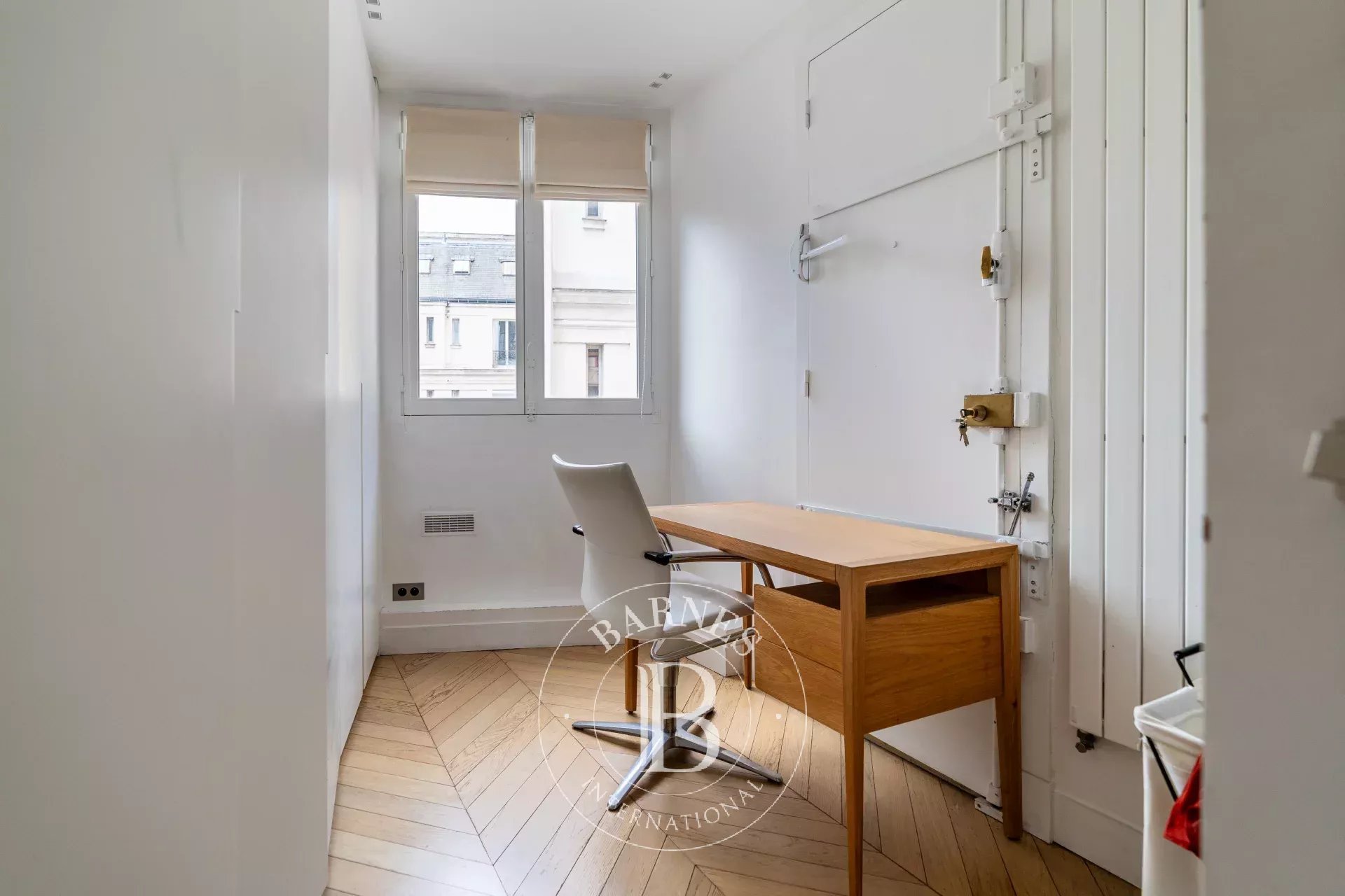 Daire Paris 16ème - picture 17