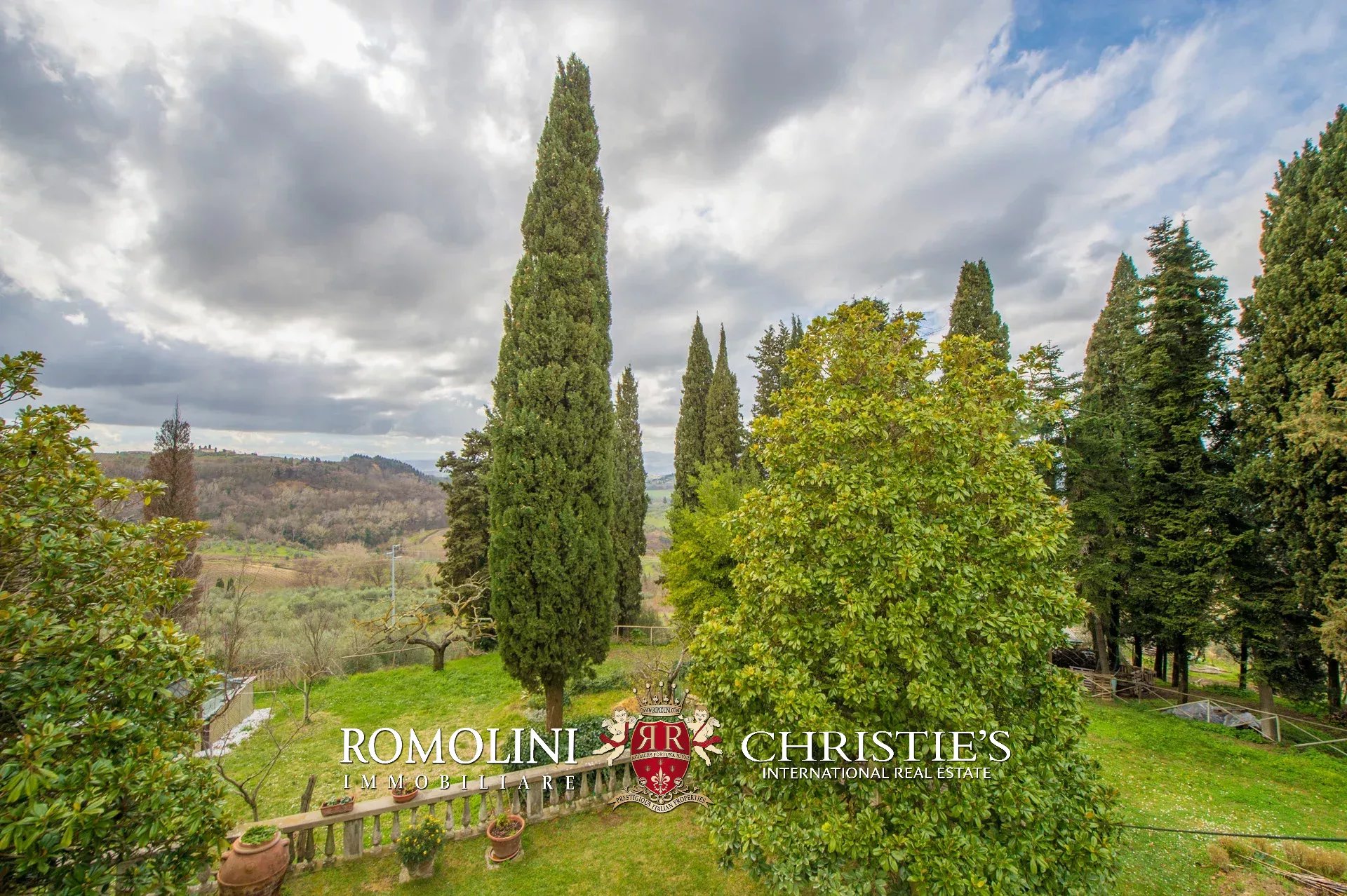 5 Bedroom Vineyard's Image 11