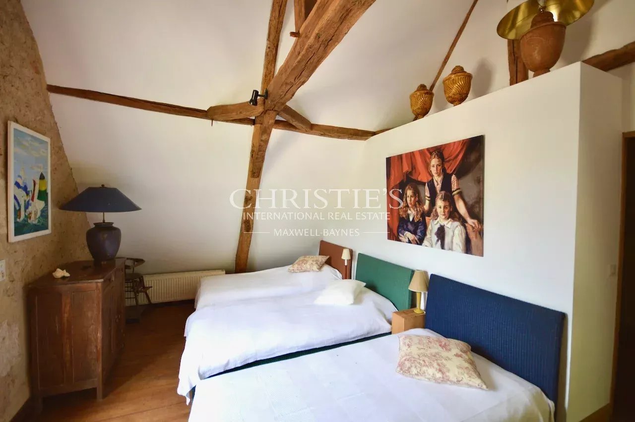12 Bedroom Villa/Townhouse's Image 19