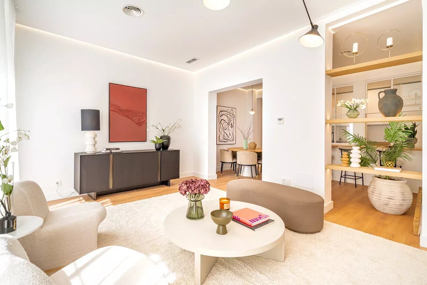 Elegance and light in the historic 
