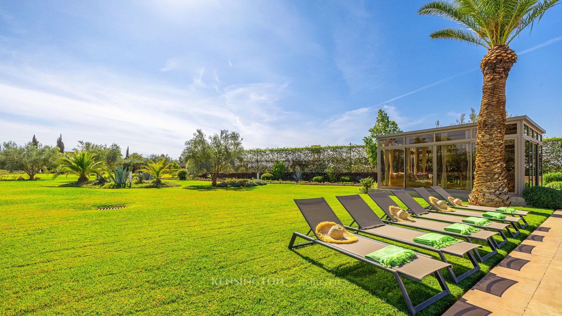 5 Bedroom Villa/Townhouse's Image 5