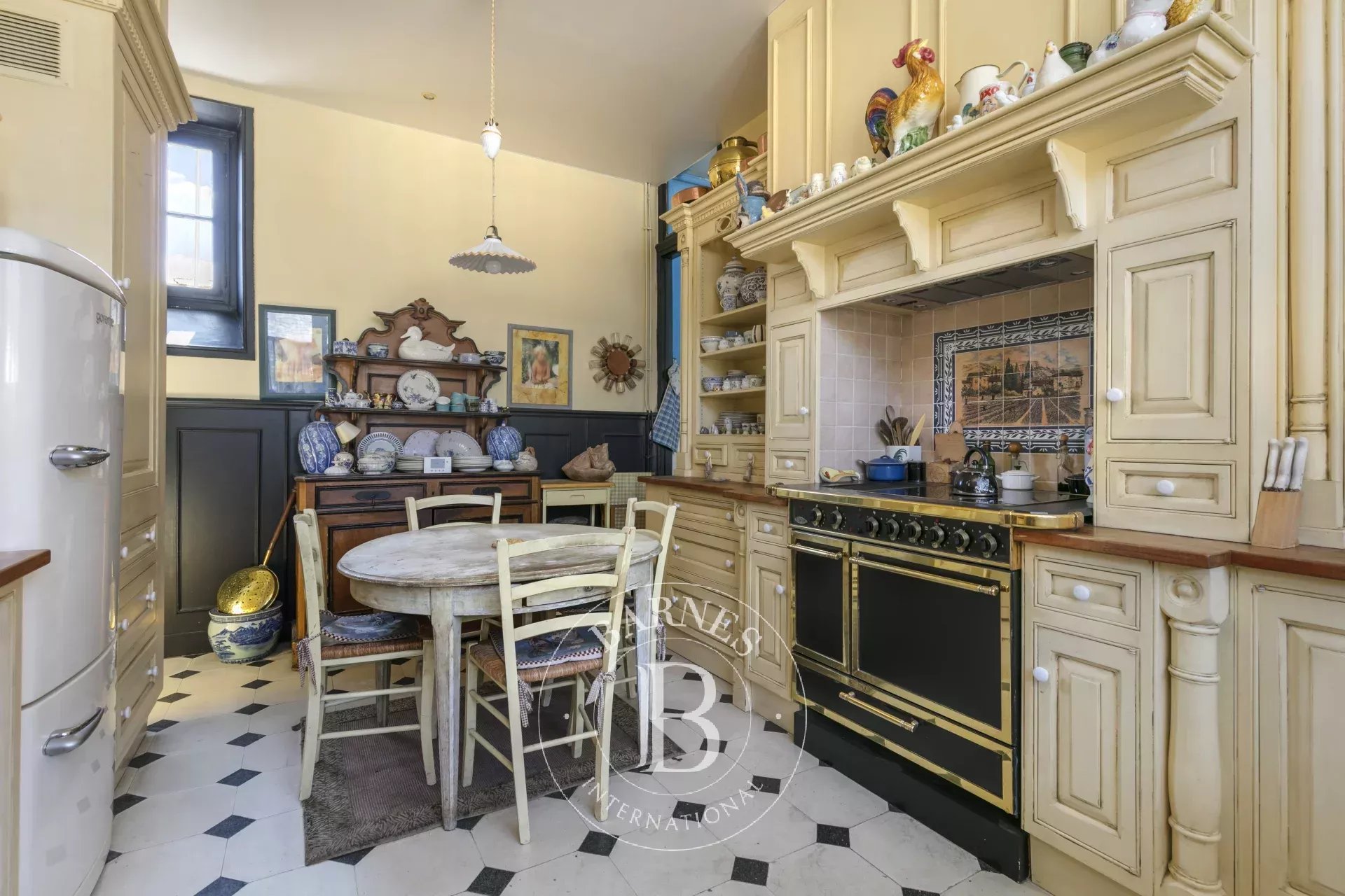 Daire Paris 8ème - picture 10