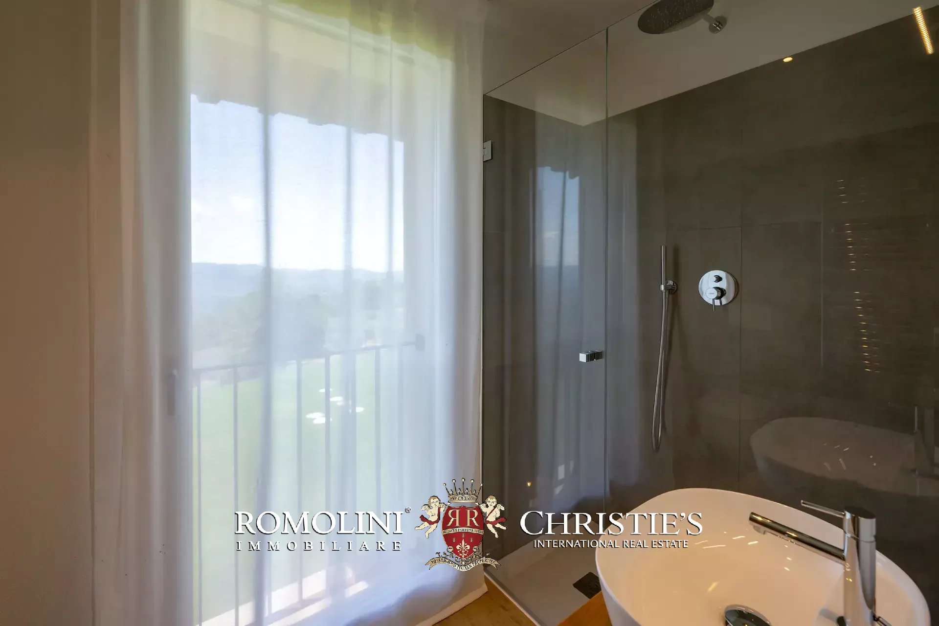 3 Bedroom Villa/Townhouse's Image 42