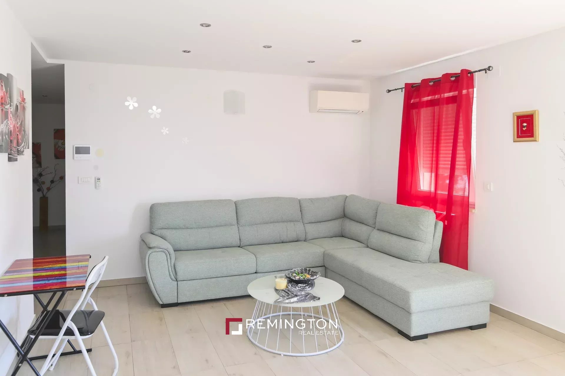 Apartment/Flat's Image 11