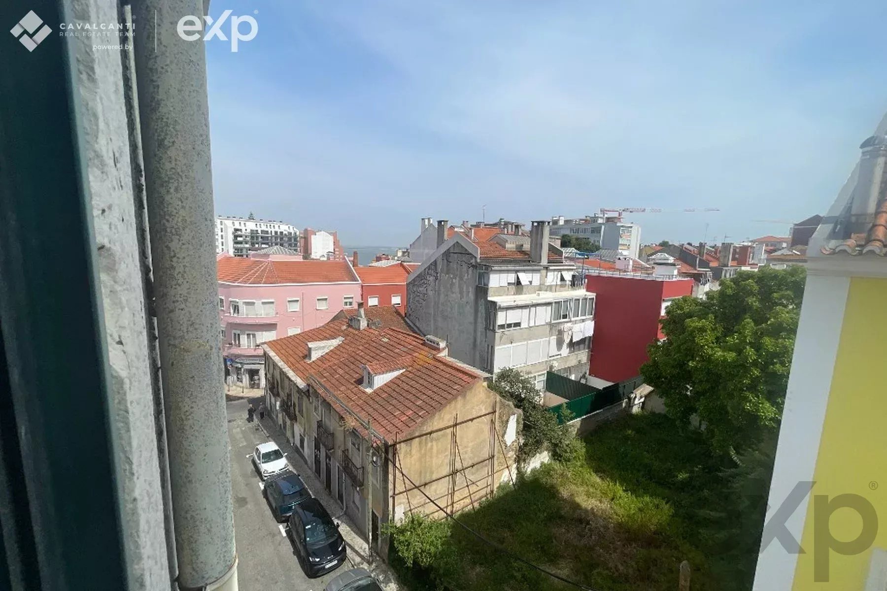 T2 WITH TEJO VIEW IN GRAÇA | AUTHENTIC CHARM IN THE HEART OF LISBON 87114945 image 20