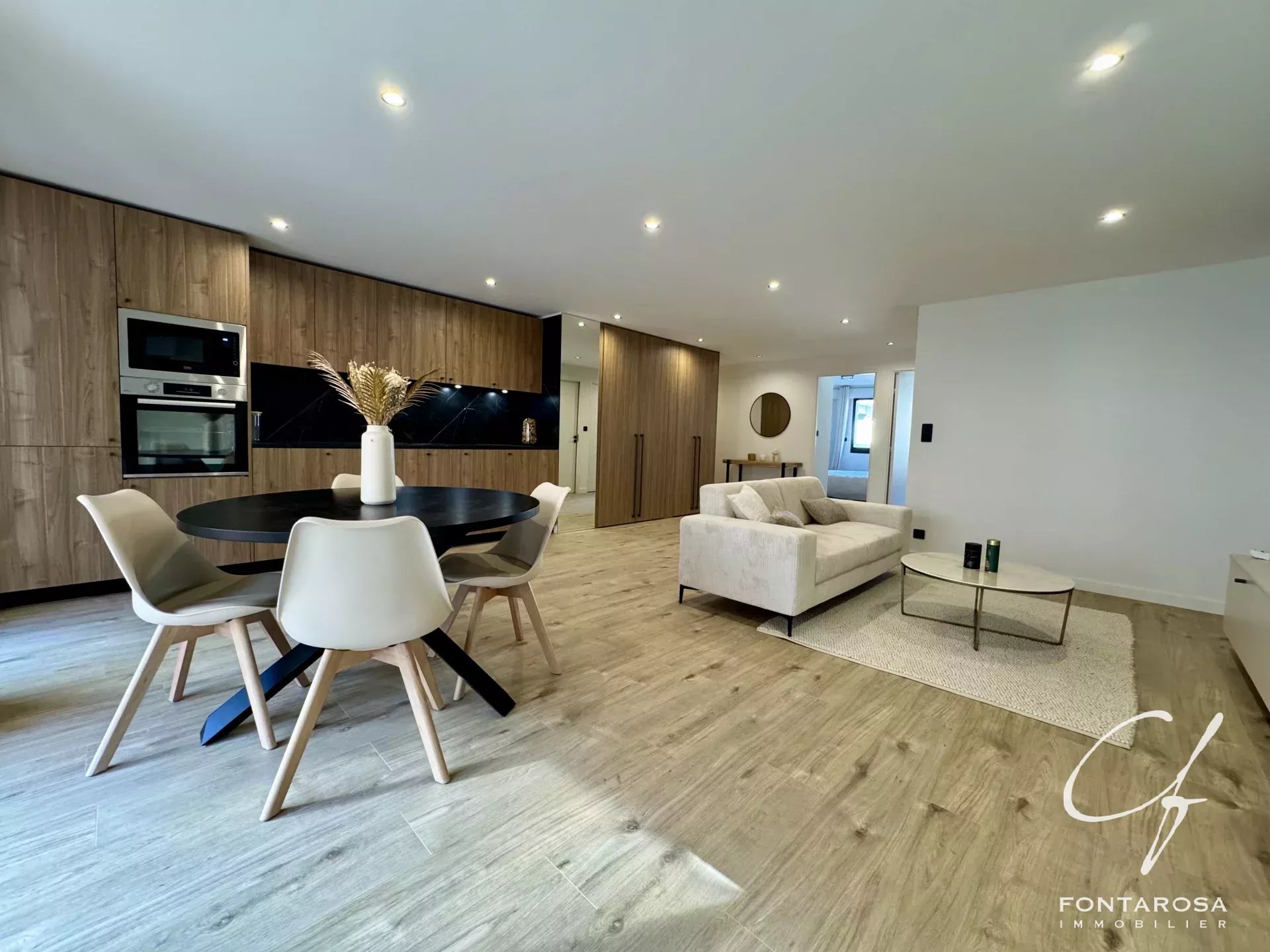 Agence immobilière de 