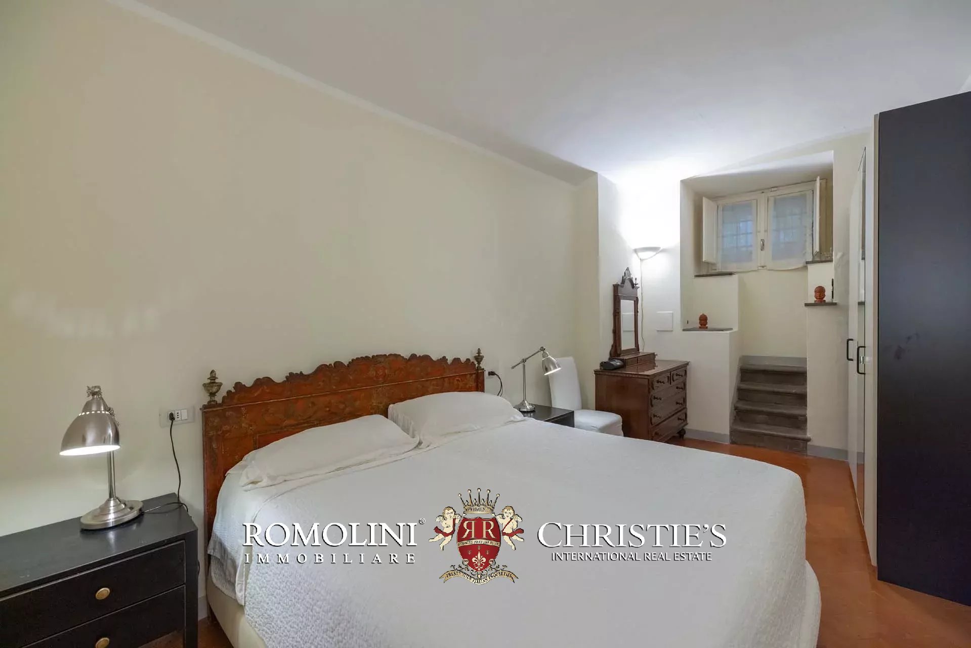 16 Bedroom Villa/Townhouse's Image 201