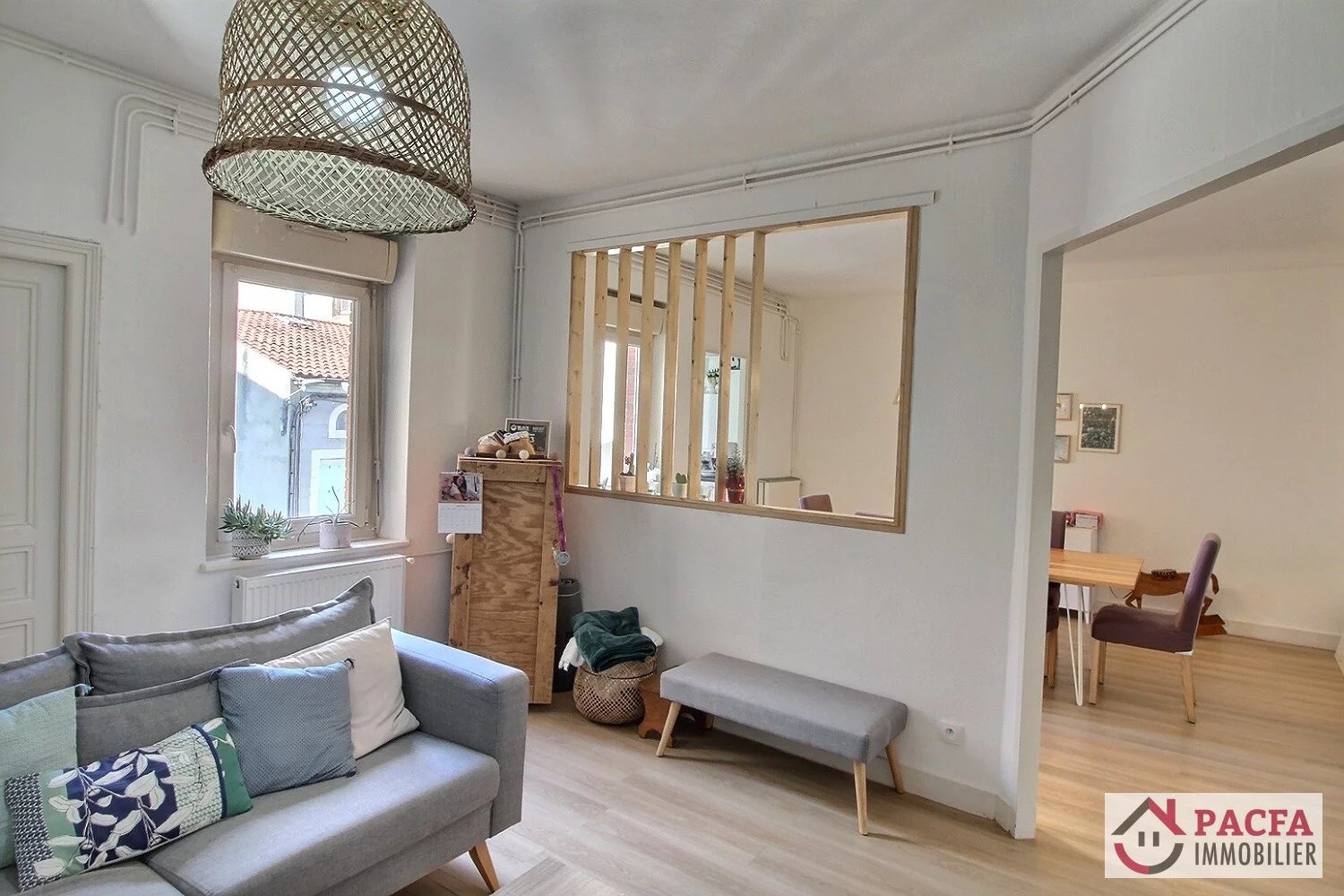 Agence immobilière de 