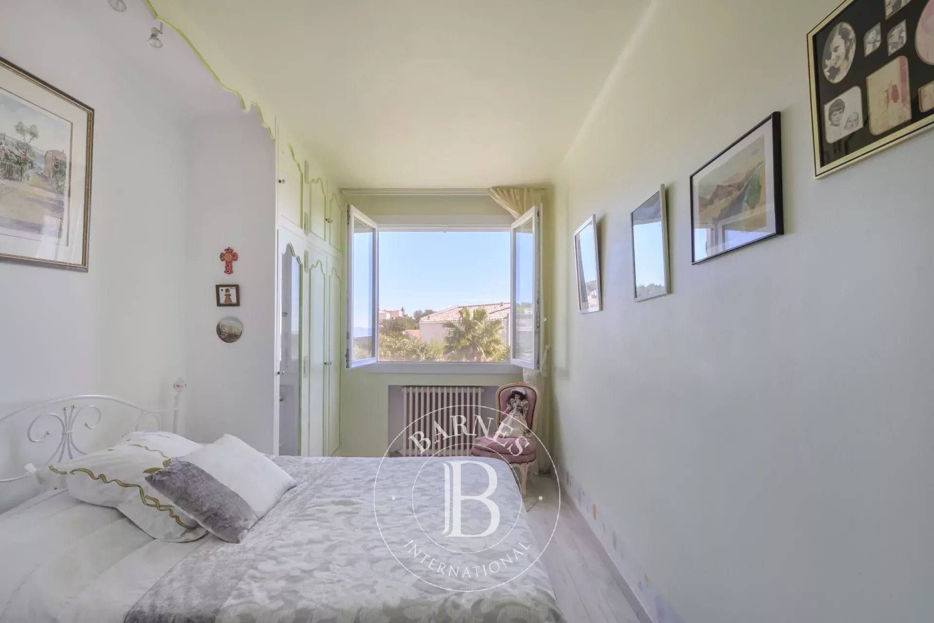 Villa Sausset-les-Pins - picture 17