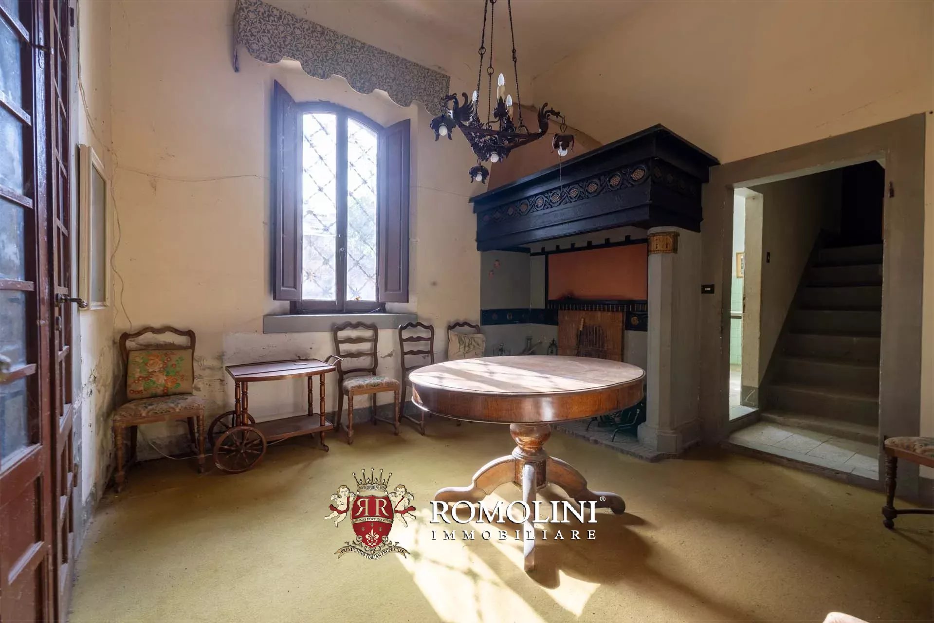6 Bedroom Chateau's Image 29