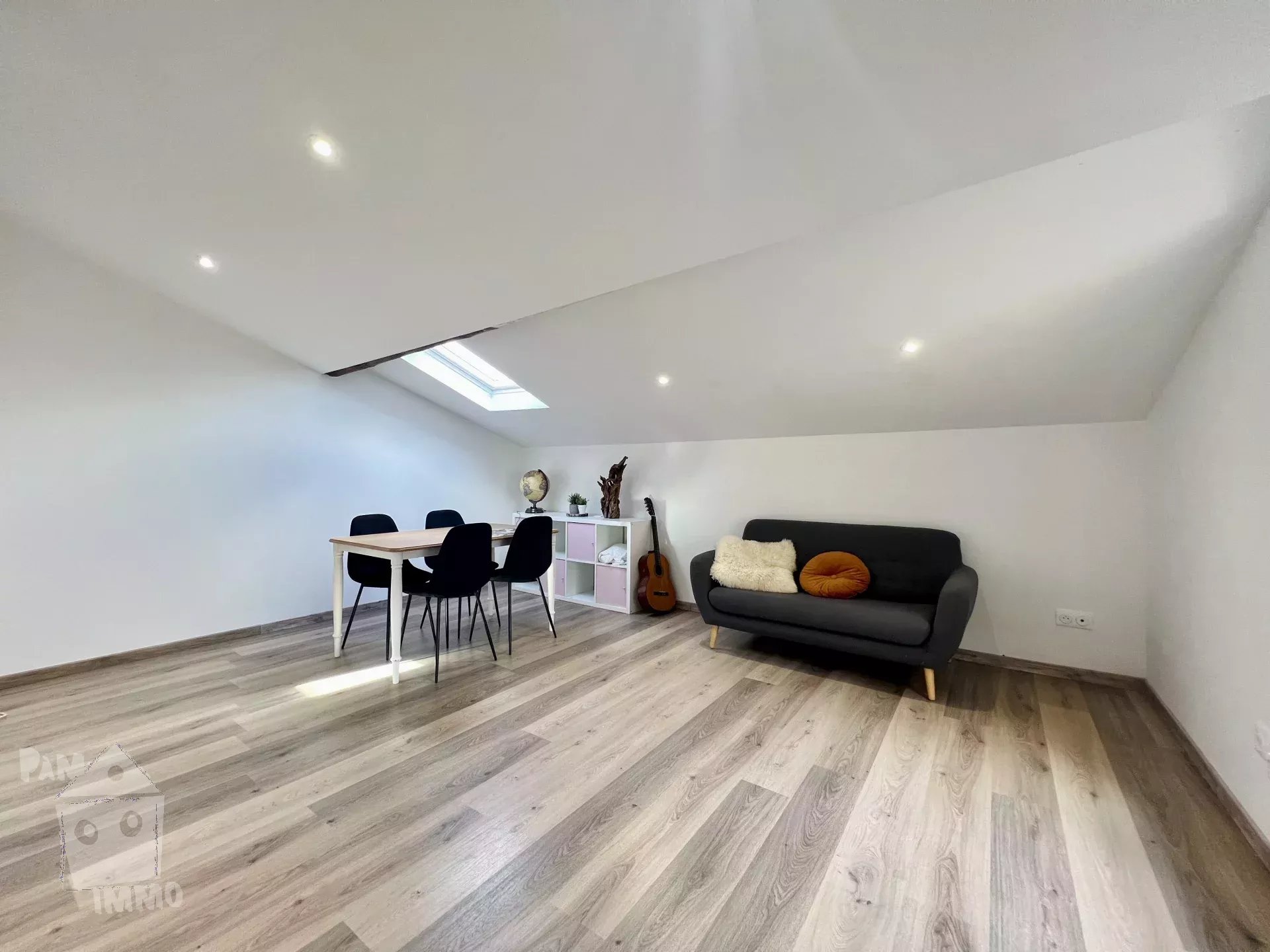 Agence immobilière de 
