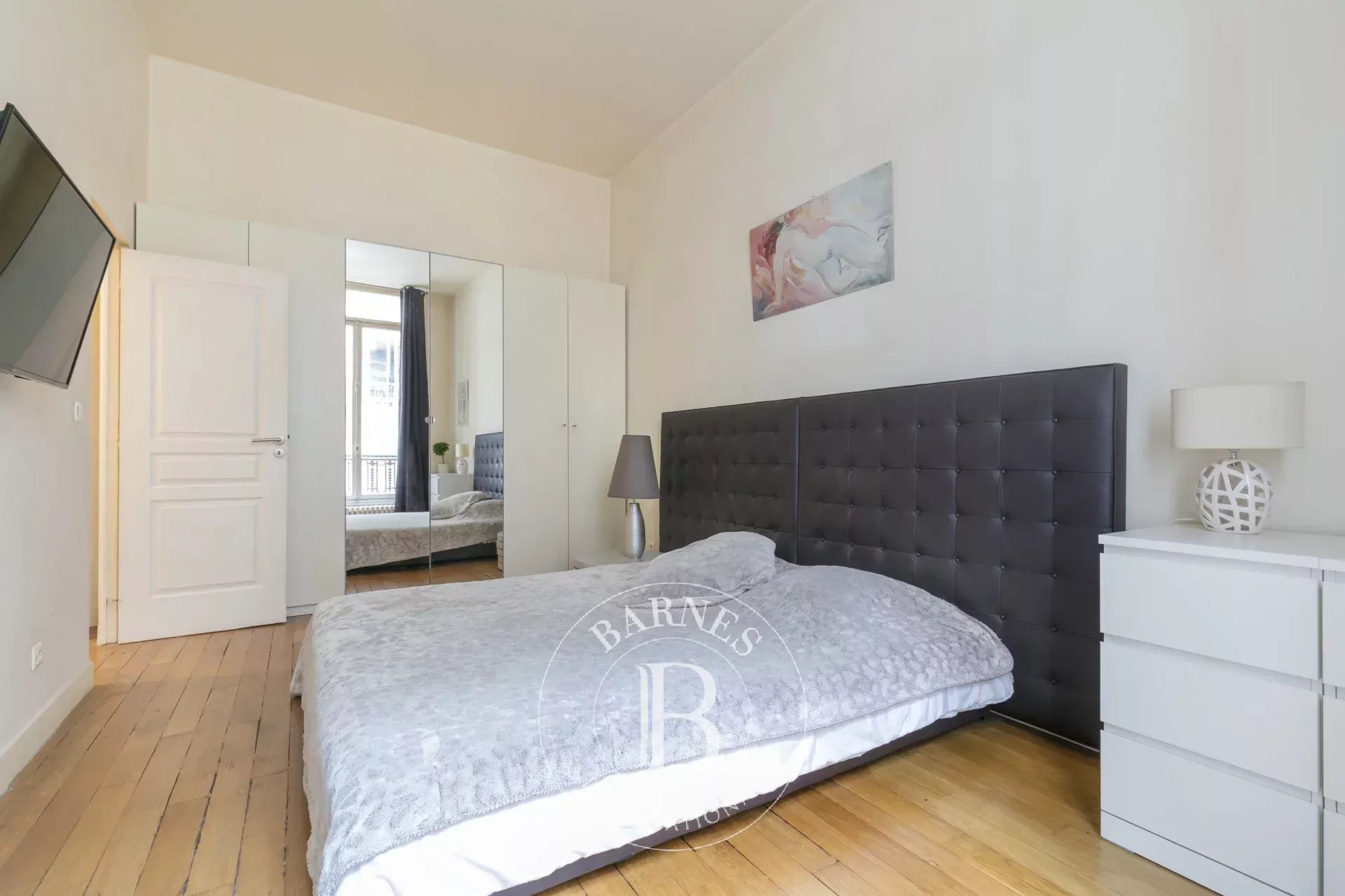 Daire Paris 8ème - picture 8