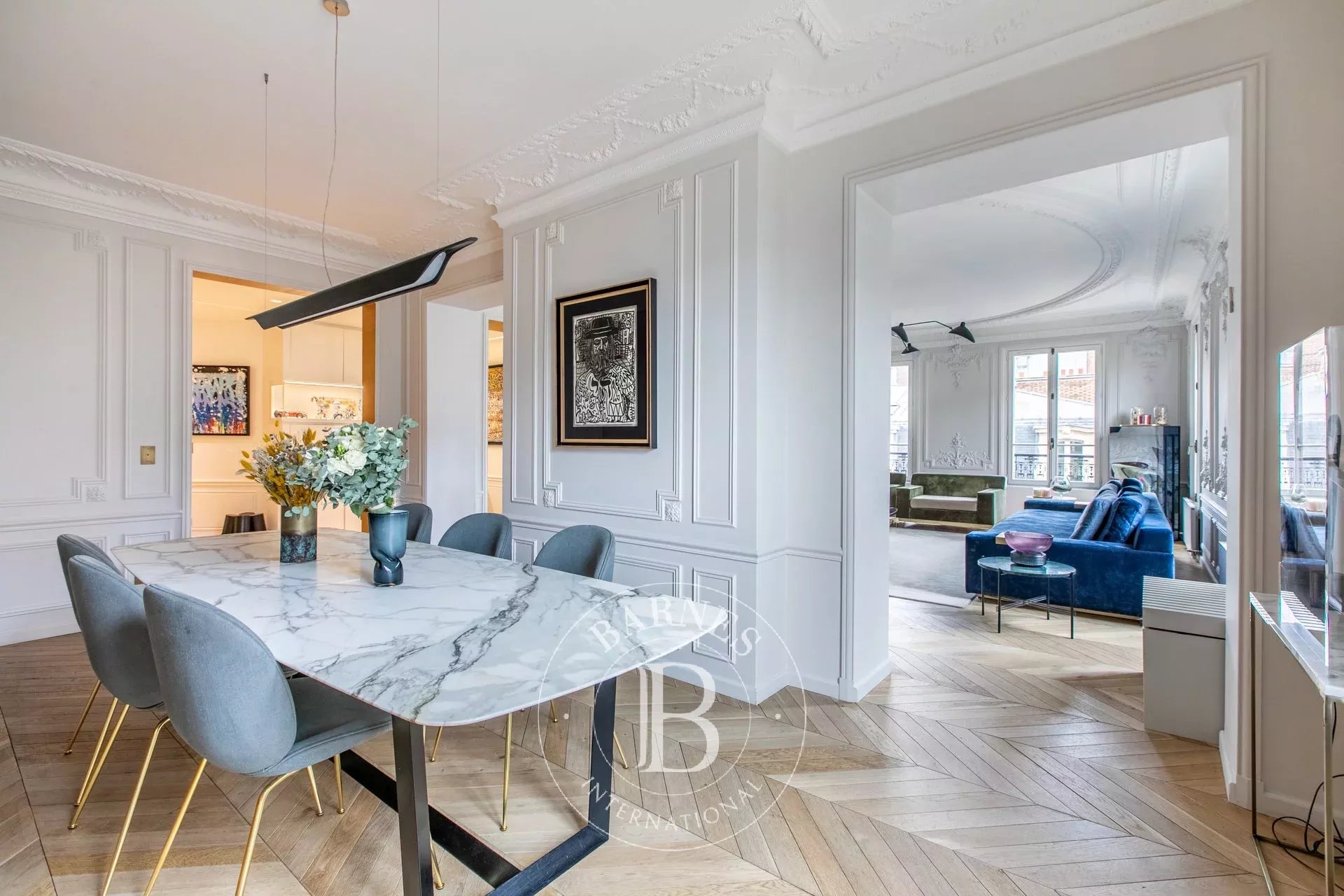 Daire Paris 8ème - picture 8