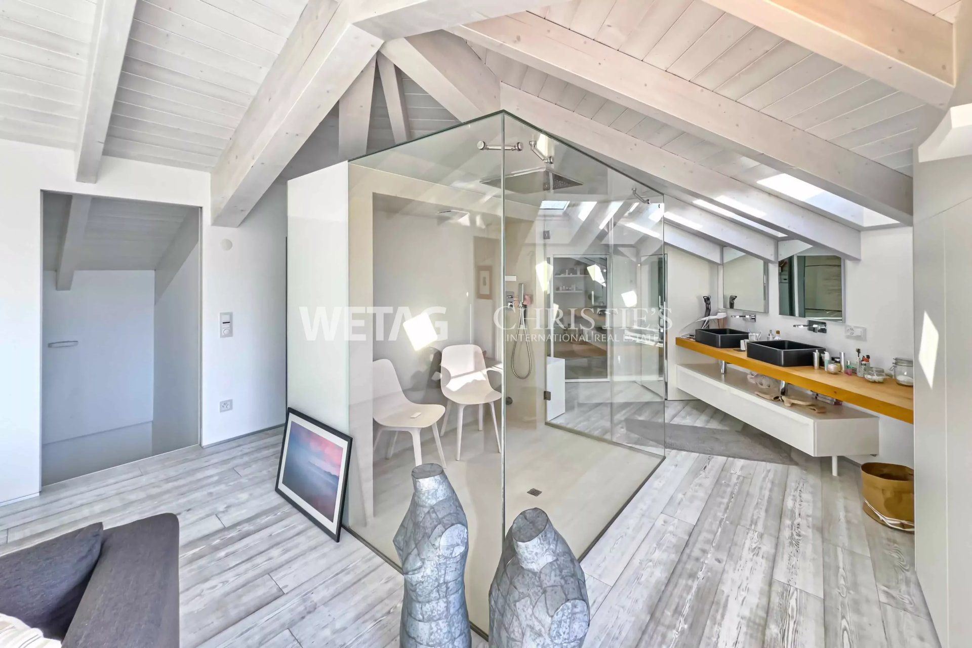 5 Bedroom Villa/Townhouse's Image 10