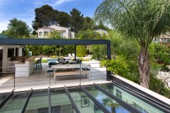 Luxury Villa Cannes | Five-Bedroom Family Estate near the Croisette — photo 2 of 7