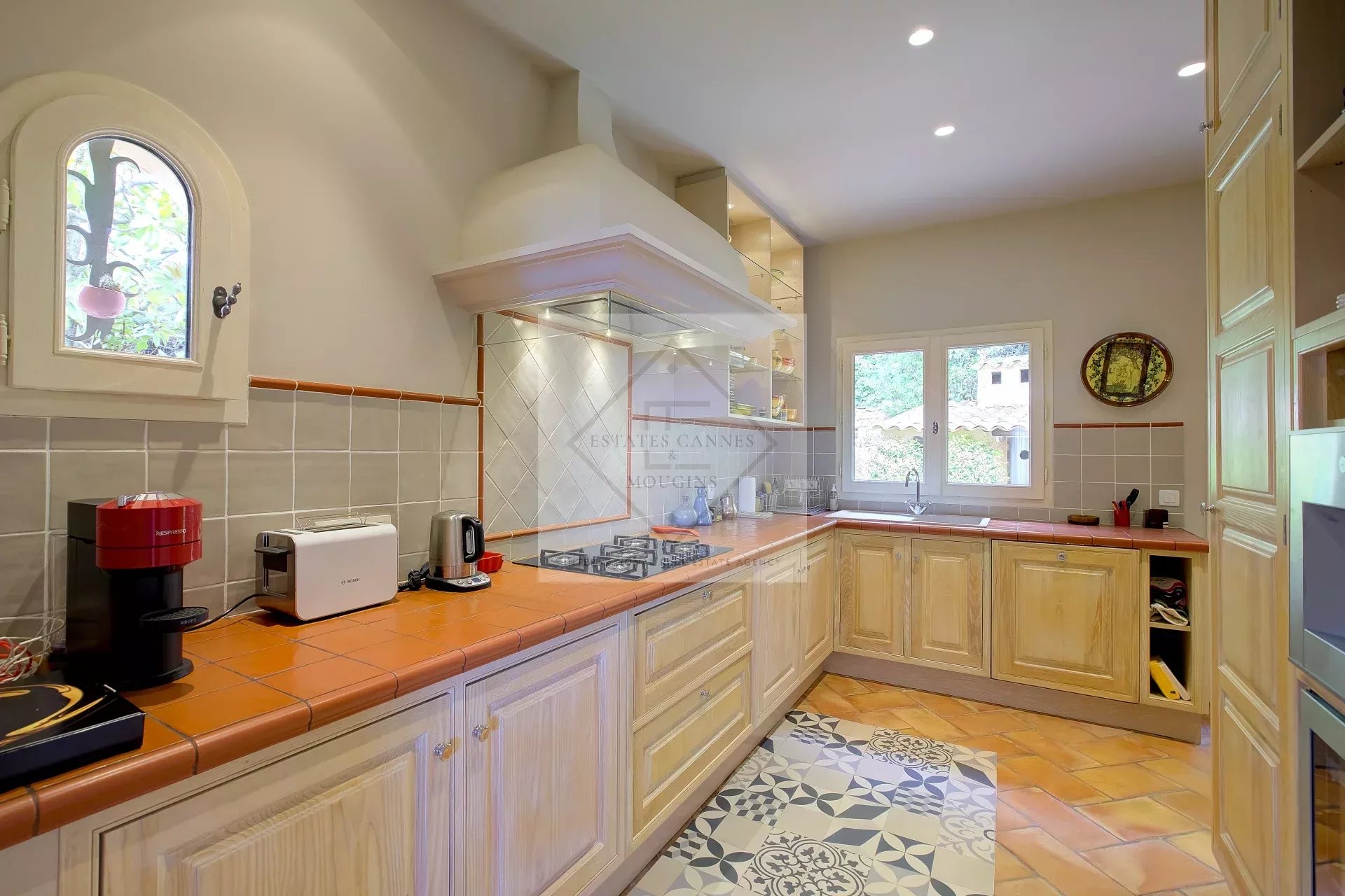 Villa  Provençale Rénovée au centre Mougins — photo 13