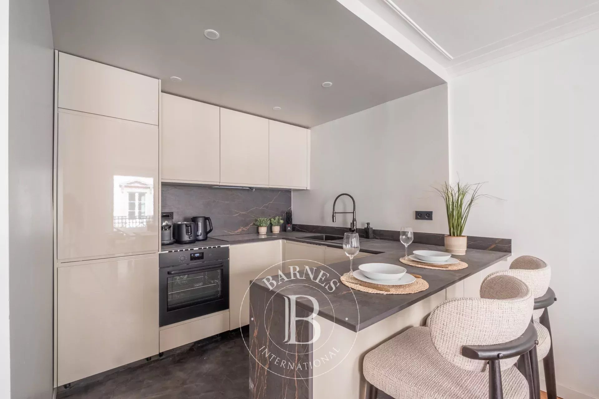 Daire Paris 7ème - picture 6