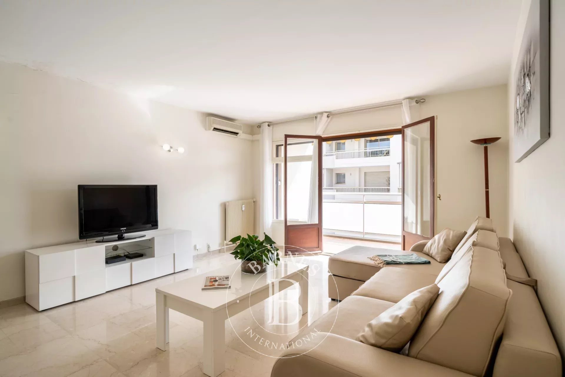 Daire Cannes - picture 10