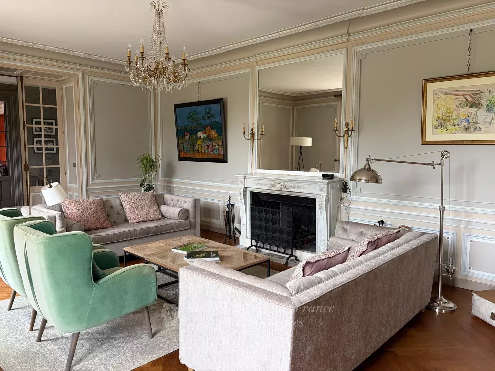 Sale Castle Poitiers