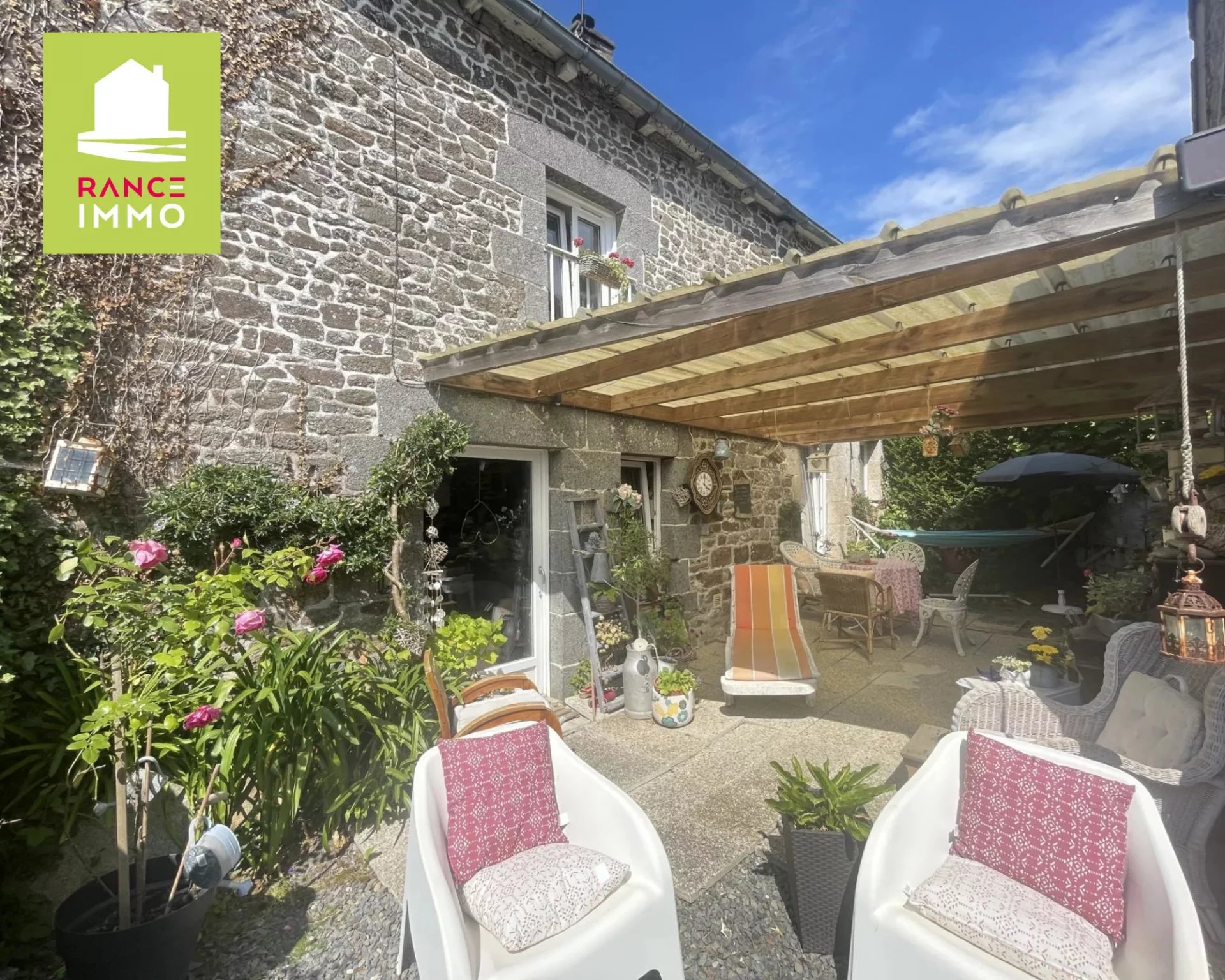 MAISON EN PIERRES AUX PORTES DE DINAN