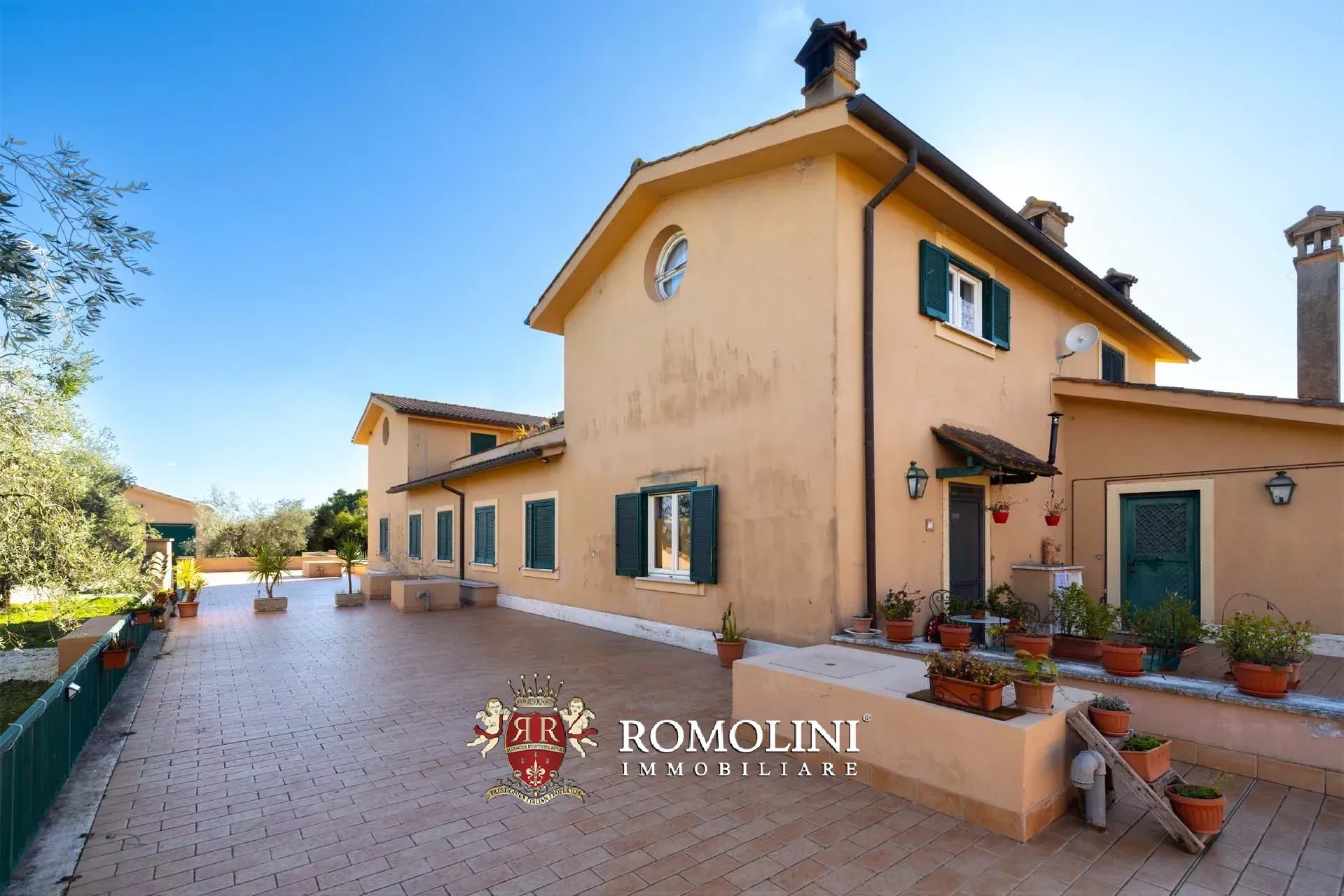 30 Bedroom Villa/Townhouse's Image 98