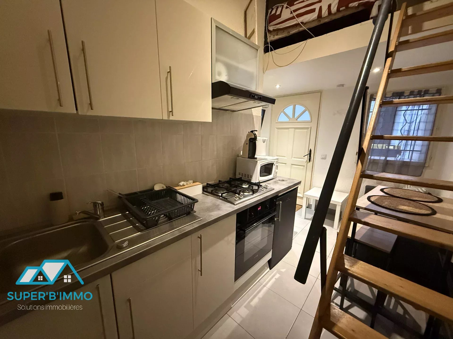 Agence immobilière de 