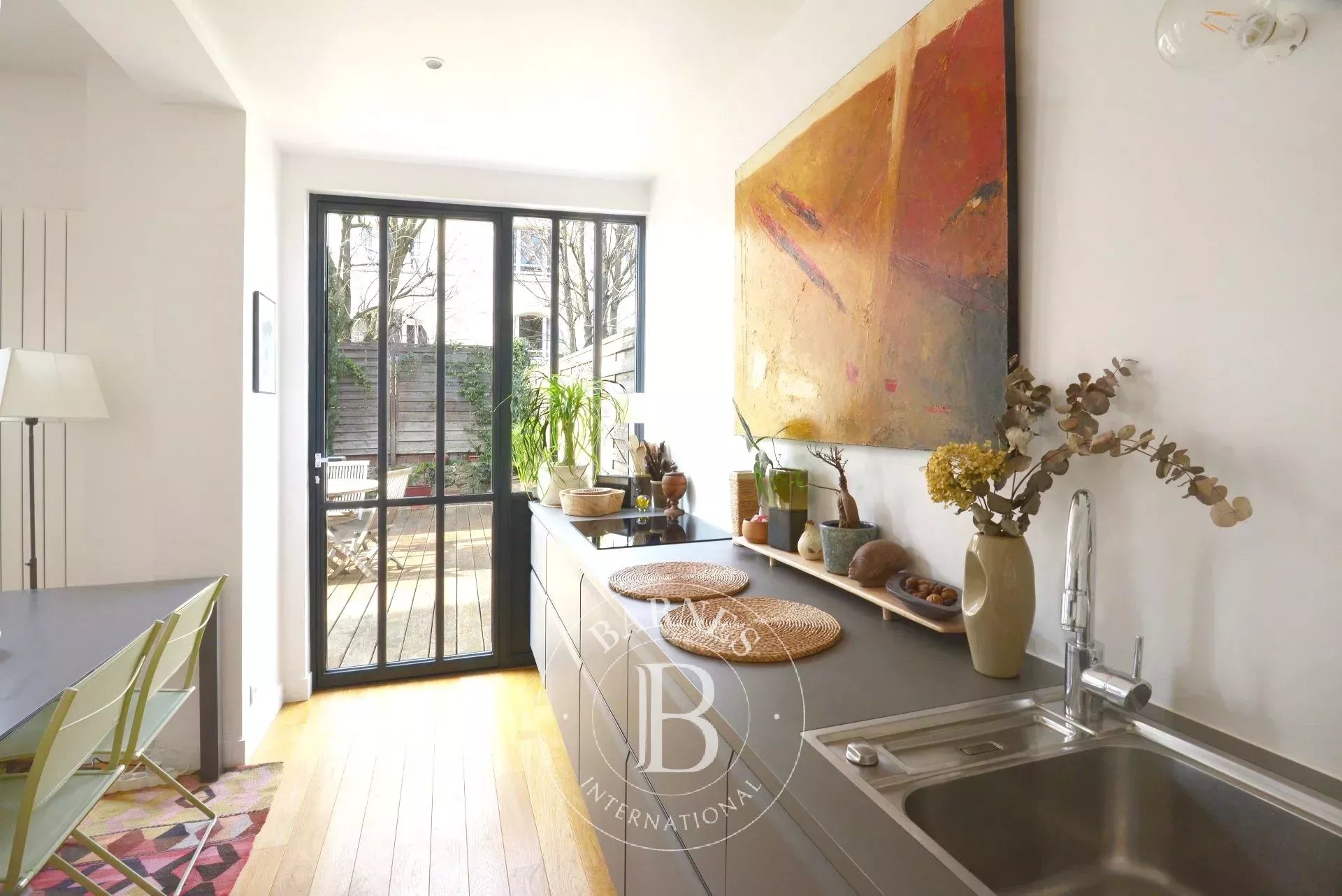 Ev Vanves - picture 6