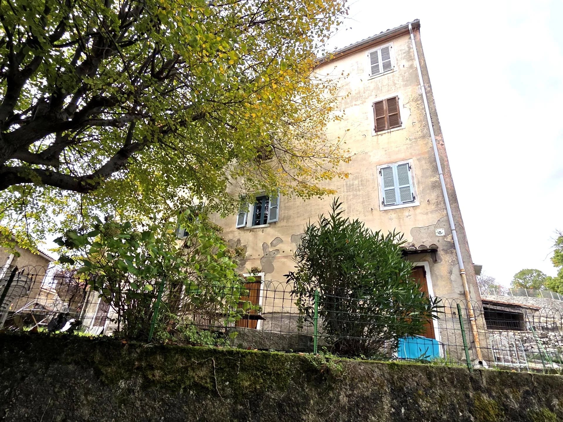 Appartement F4 AULLENE