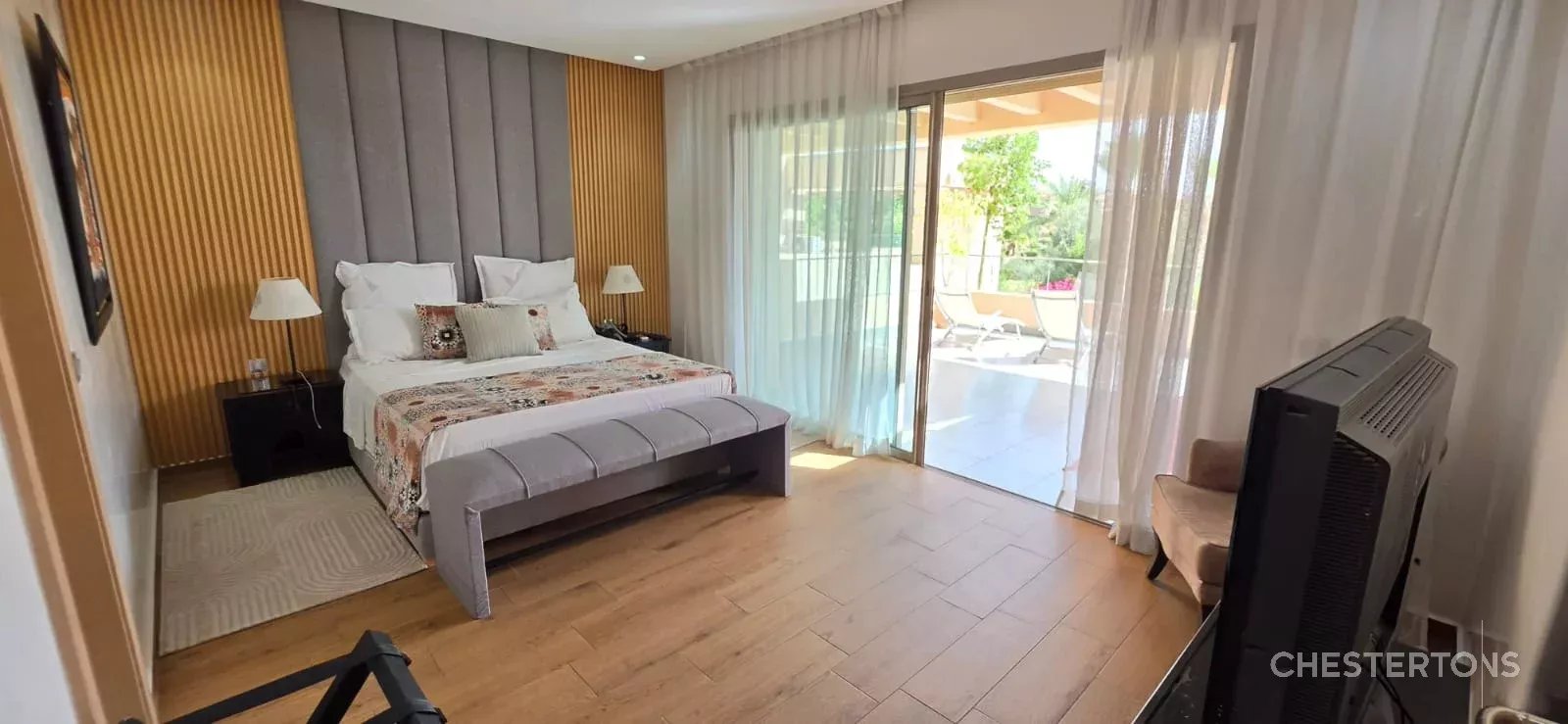  Image of Villa - 6 Bedrooms for Sale in Marrakech-Ménara-Marrakech-Morocco, Image 20