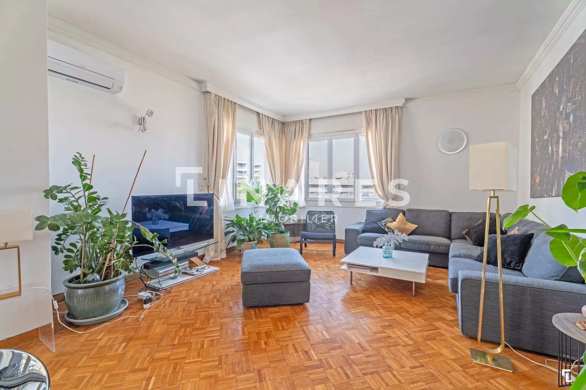 Sale Apartment Marseille 8ème