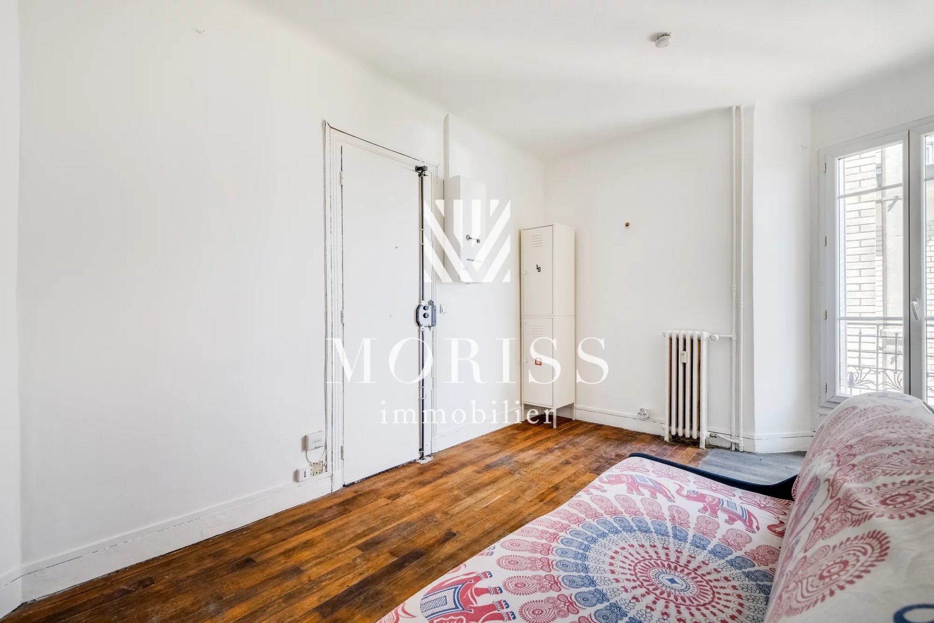 2 pièces Vue dégagée / 26m2 / Rosier - Puces de Saint-Ouen 93400 - Image Array