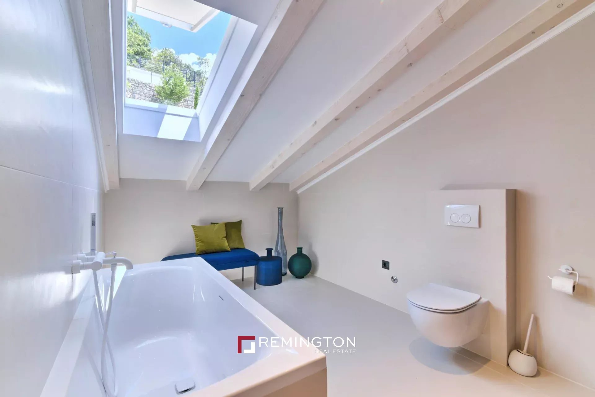 2 Bedroom Apartment/Flat's Image 3