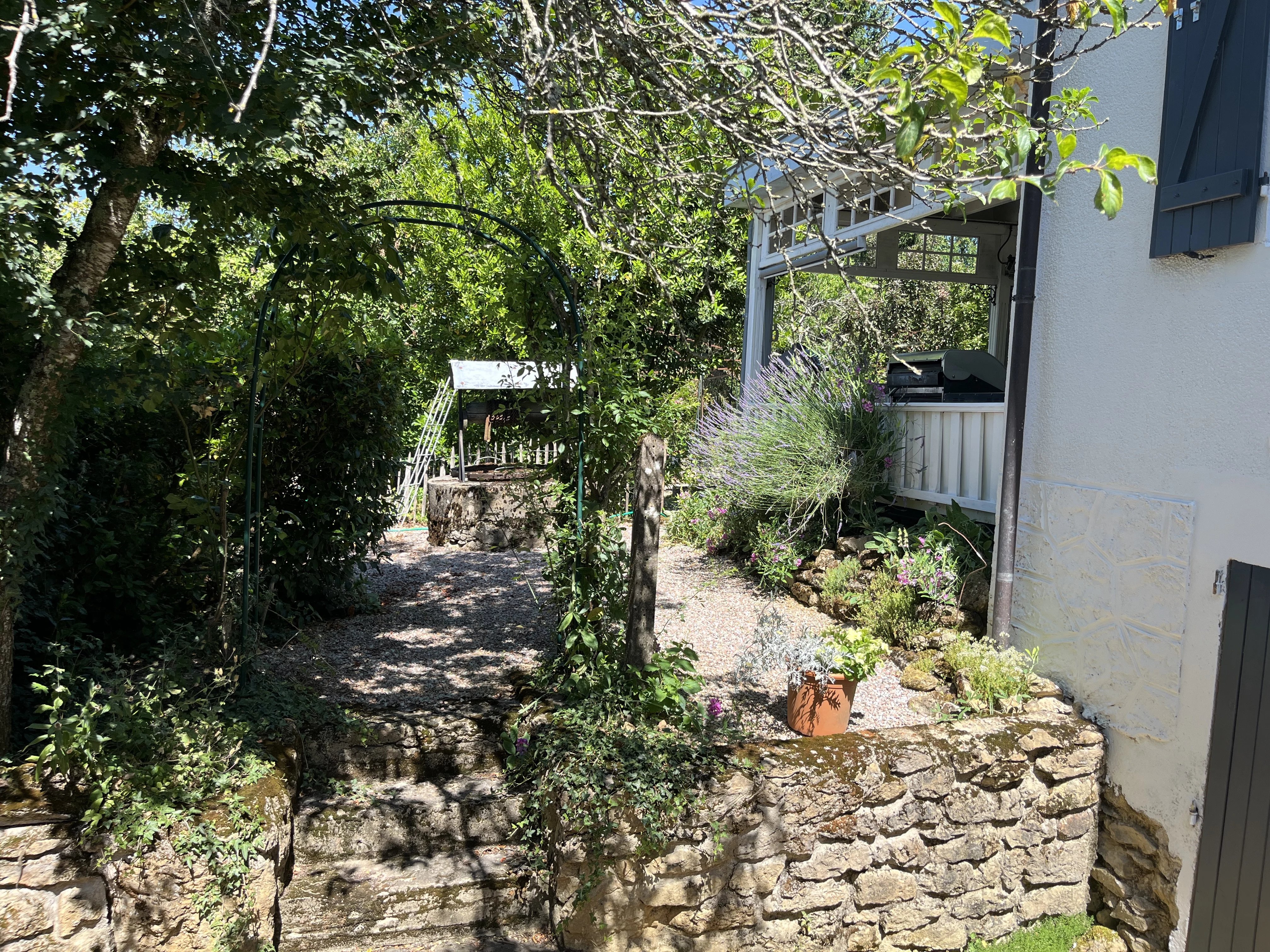 Ensemble immobilier avec gîte indépendant. piscine et vue dégagée – Morvan — photo 19