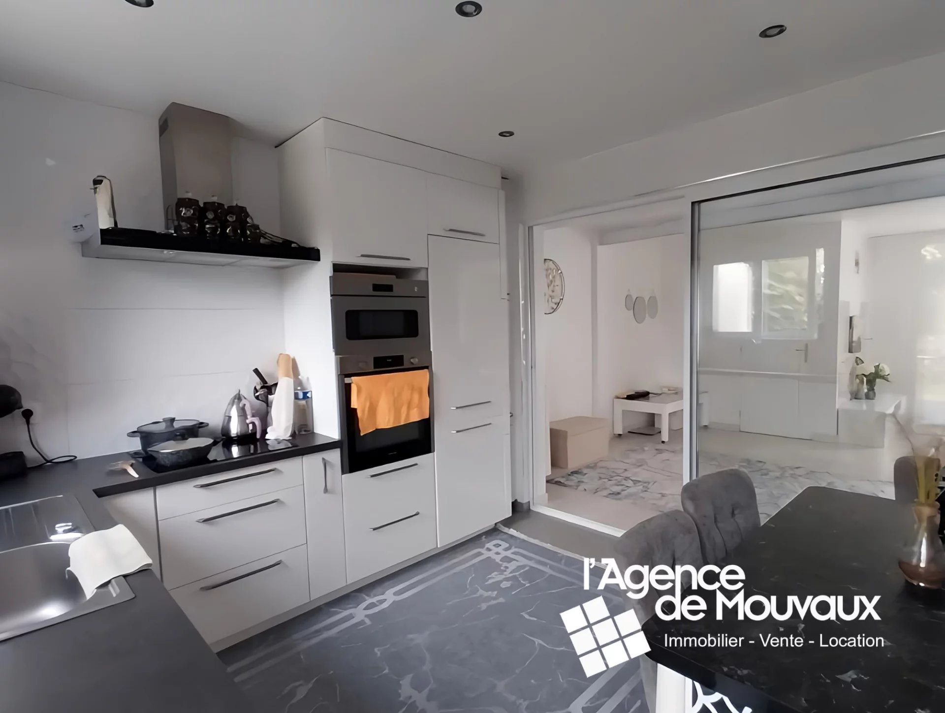 Agence immobilière de 