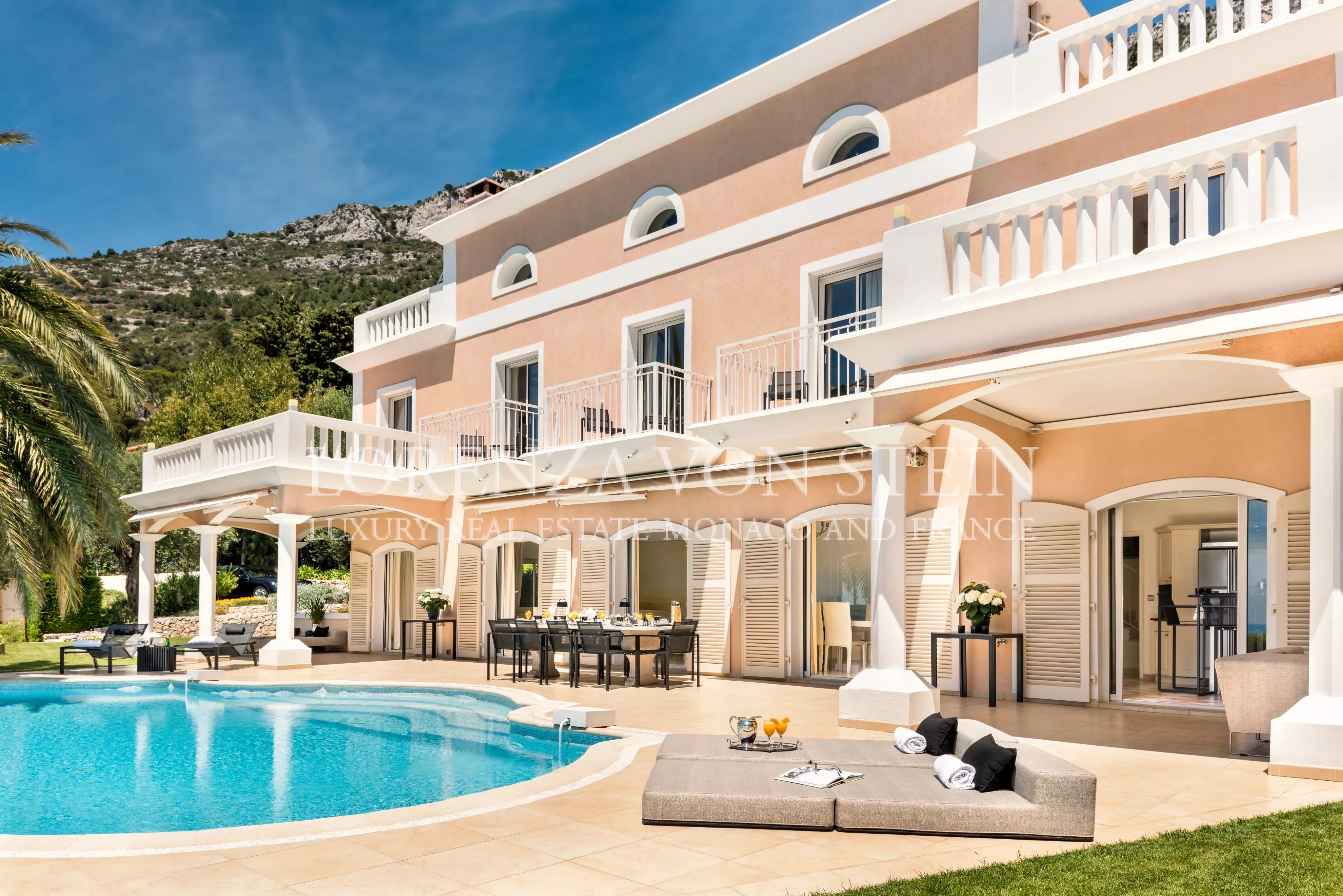 VILLA DE PRESTIGE A LOUER