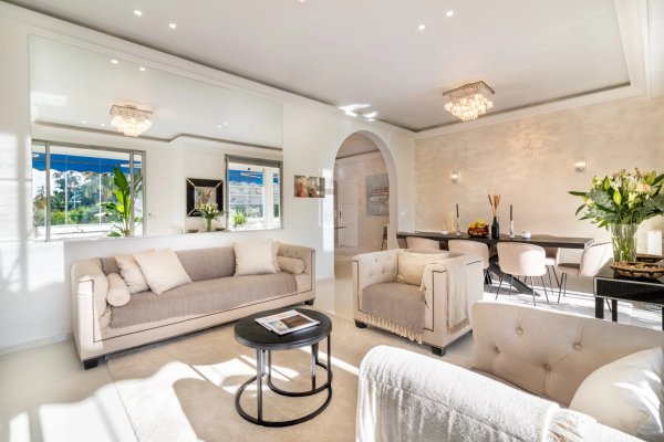 CANNES, LA CROISETTE - APPARTEMENT ET GARAGE — photo 2