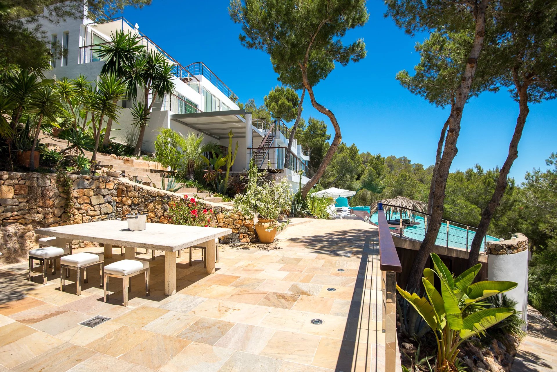 Ultra-modern Villa with panoramic views