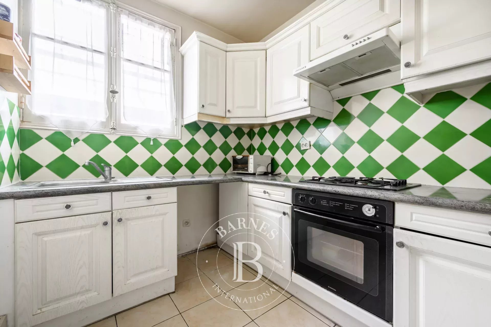 Daire Paris 3ème - picture 8